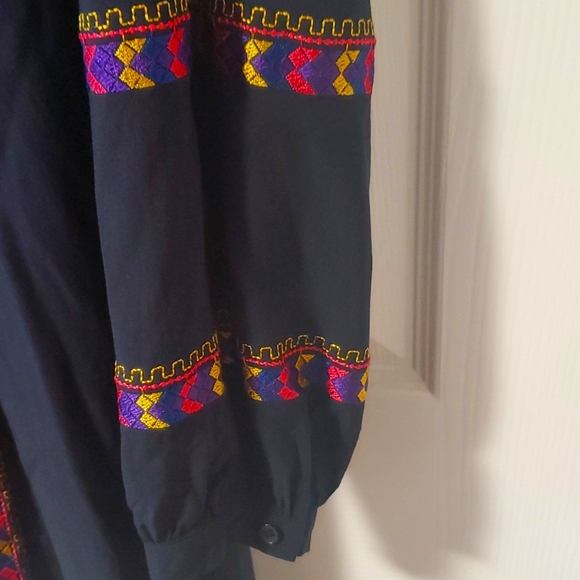 Embroidered Tunic - Picture 3 of 3